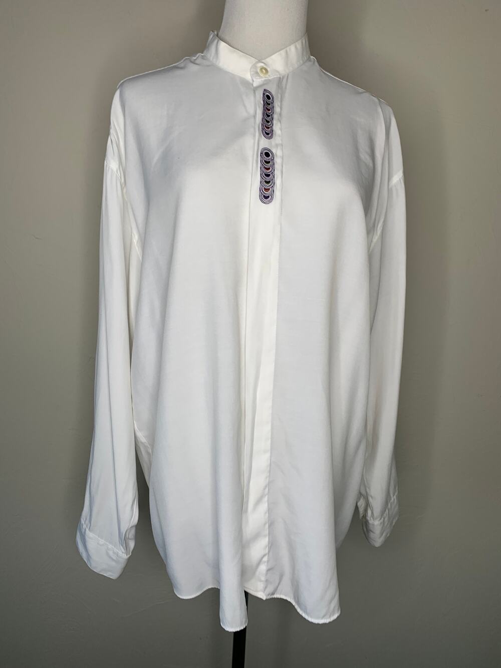 90s White Stand Up Collar Blouse Sz Medium Tunic White Embroidered